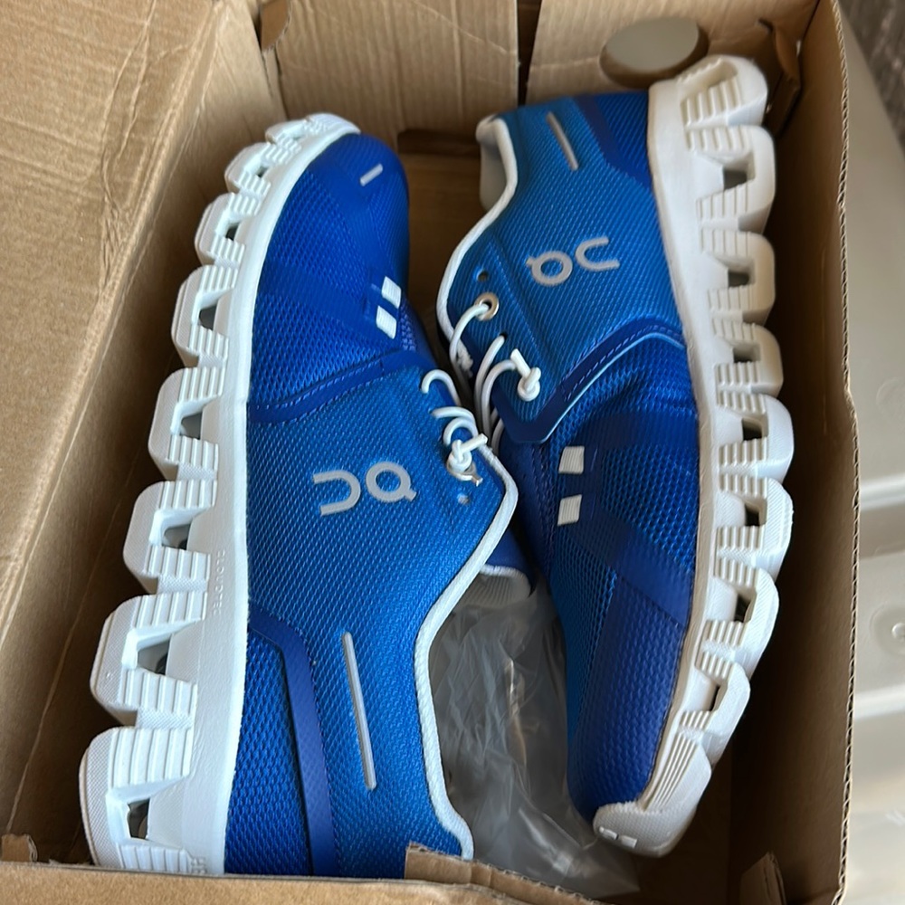 Brand new On running shoes